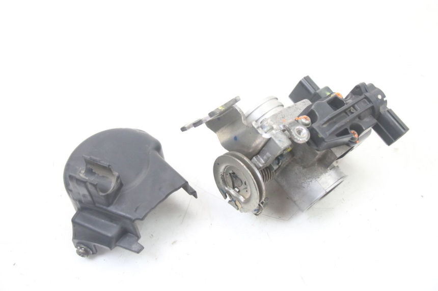 photo de WTRYSK HONDA FORZA 125 (2021 - 2025) - Zoom stanu zużycia