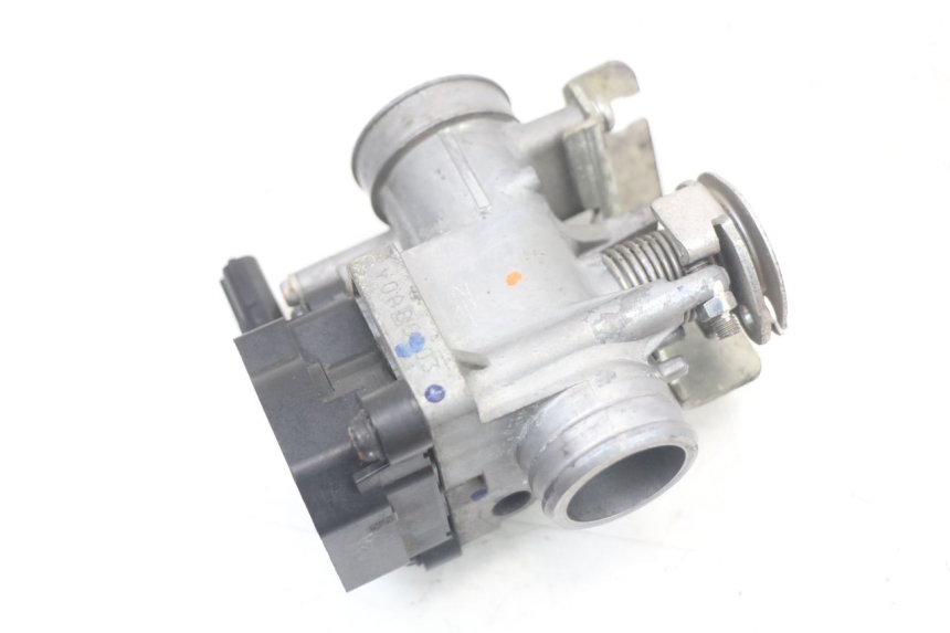 photo de WTRYSK HONDA PCX (JF28) 125 (2009 - 2011) - Inny kąt widzenia