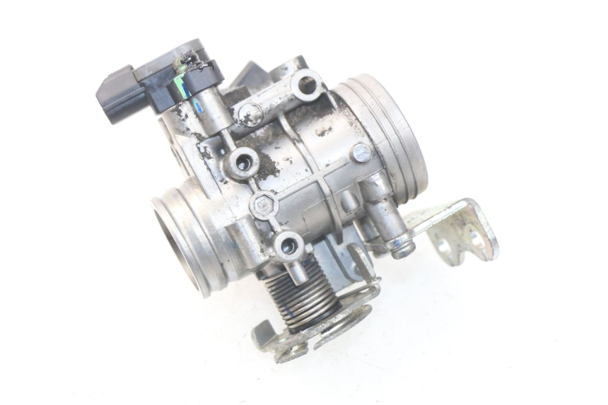 photo de WTRYSK SYM JOYMAX 250 (2013 - 2017) - Punkty mocowania