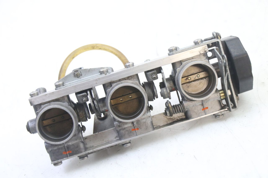 photo de WTRYSK BMW K 75 RT 750 (1989 - 1997) - Zbliżenie techniczne