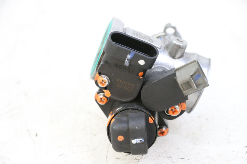 photo de WTRYSK KEEWAY K-LIGHT KLIGHT 125 (2018 - 2025) - Stan powierzchni