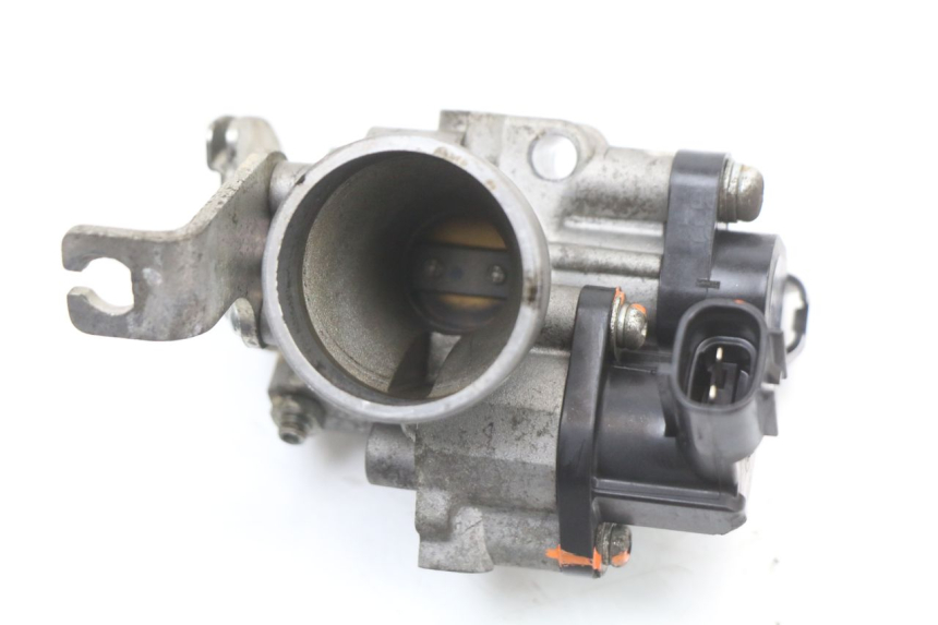 photo de WTRYSK PEUGEOT KISBEE 4T 50 (2018 - 2022) - Zoom stanu zużycia