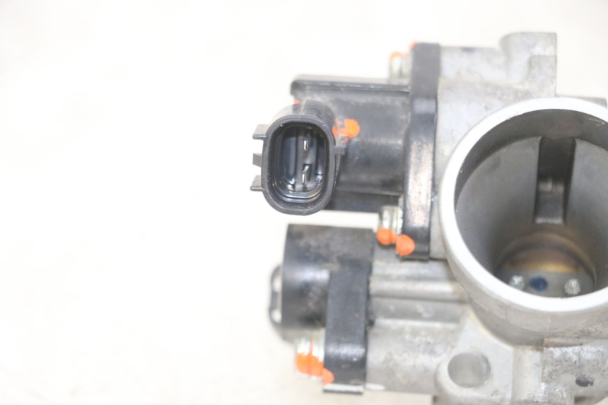 photo de WTRYSK PEUGEOT KISBEE 4T 50 (2018 - 2022) - Punkty mocowania