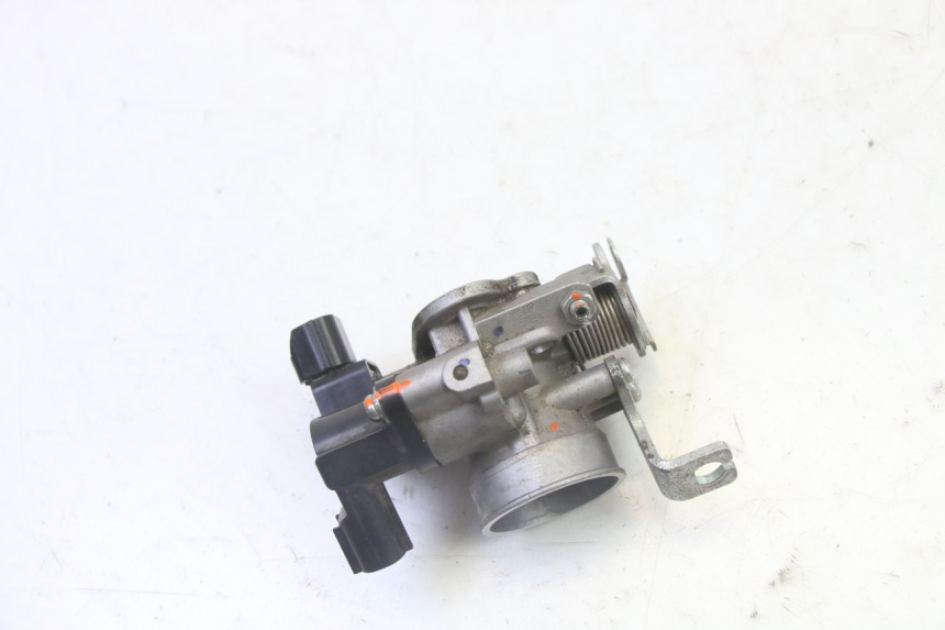 photo de WTRYSK PEUGEOT KISBEE 4T 50 (2018 - 2022) - Zoom stanu zużycia