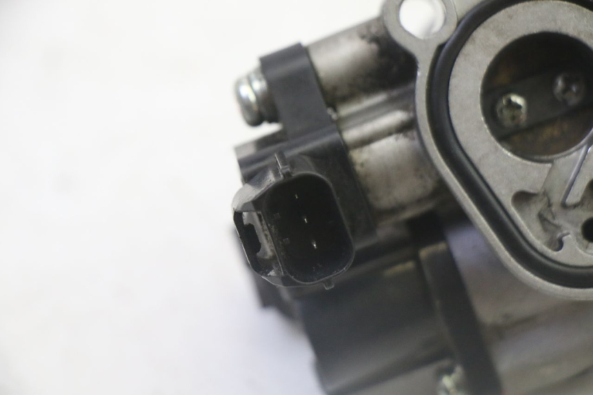 photo de WTRYSK PEUGEOT KISBEE 4T 50 (2018 - 2022) - Zbliżenie techniczne