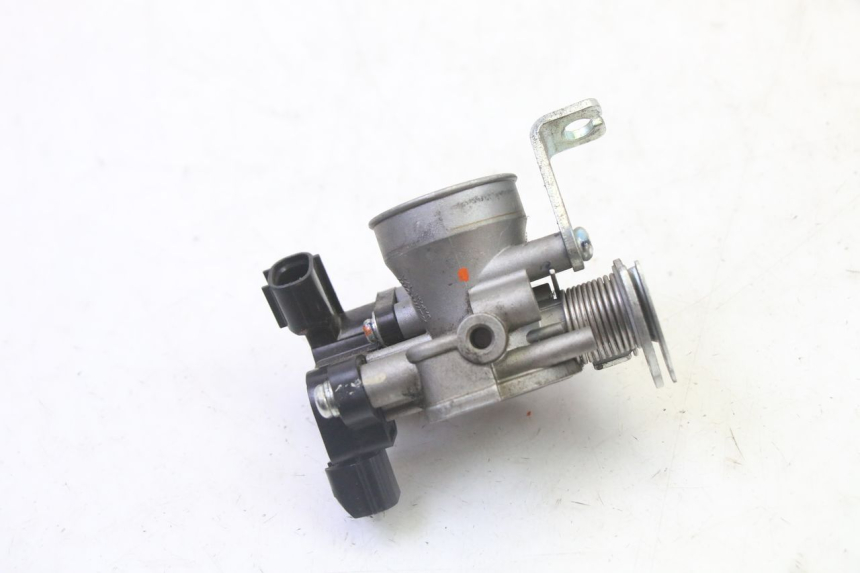 photo de WTRYSK PEUGEOT KISBEE 4T 50 (2018 - 2022) - Widok ogólny