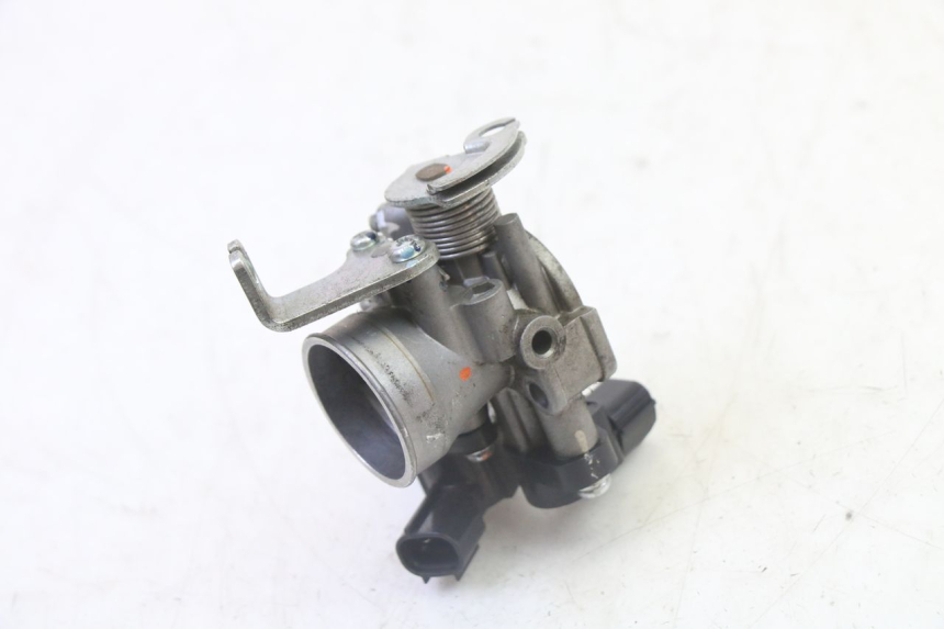 photo de WTRYSK PEUGEOT KISBEE 4T 50 (2018 - 2022) - Stan powierzchni