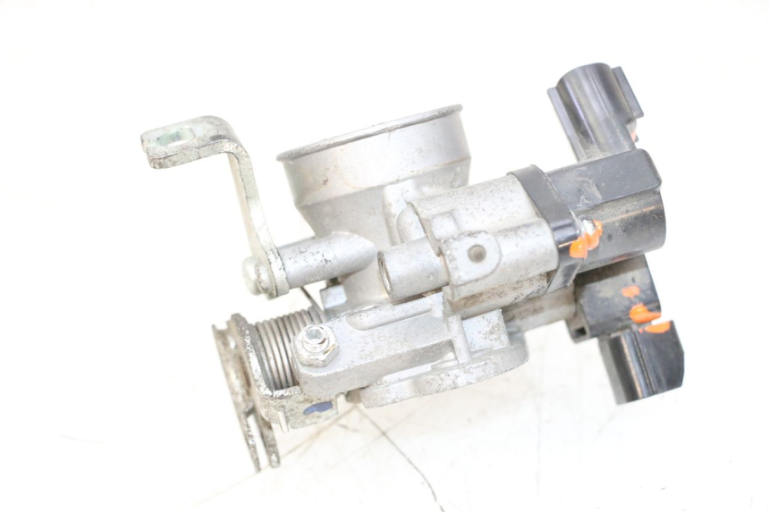 photo de WTRYSK PEUGEOT KISBEE 4T 50 (2018 - 2022) - Zoom stanu zużycia