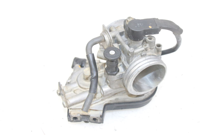 photo de WTRYSK KAWASAKI KXF KX-F 250 (2012 - 2014) - Inny kąt widzenia