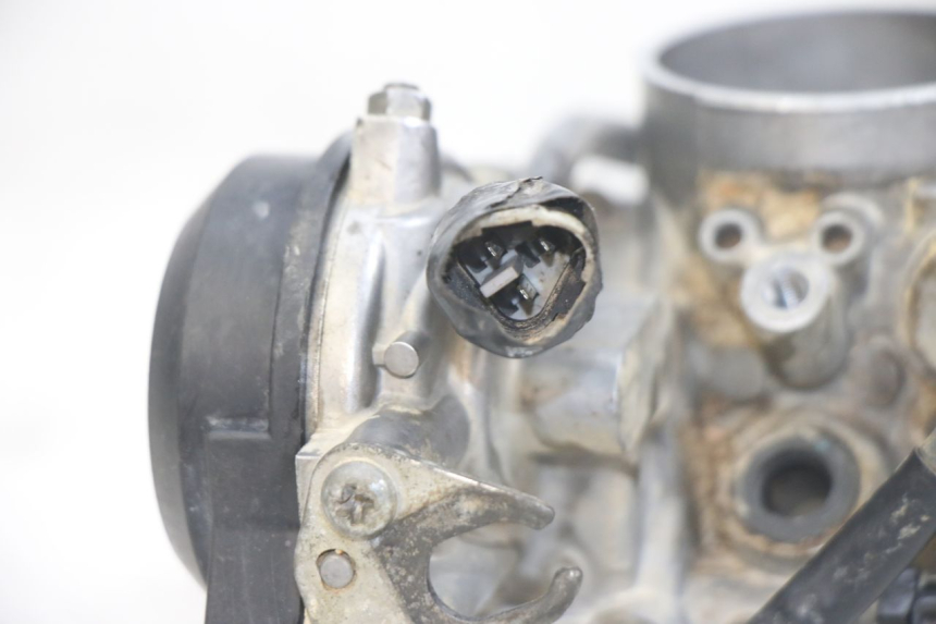 photo de WTRYSK KAWASAKI KXF KX-F 250 (2012 - 2014) - Stan powierzchni