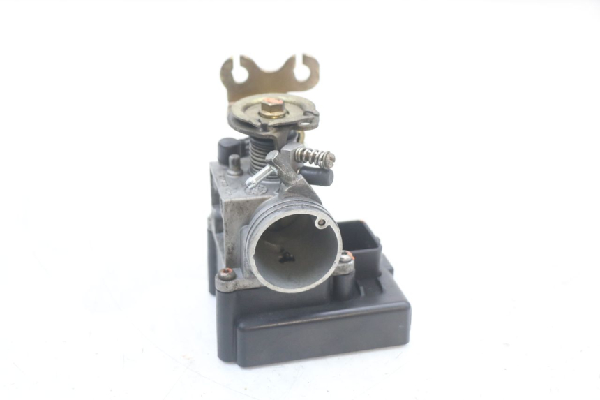 photo de WTRYSK KYMCO X-TOWN XTOWN 125 (2016 - 2021) - Inny kąt widzenia