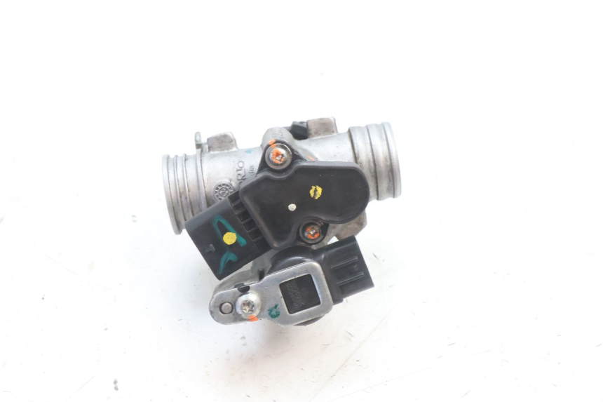 photo de WTRYSK PIAGGIO LIBERTY IGET 4T 50 (2021 - 2025) - Stan powierzchni