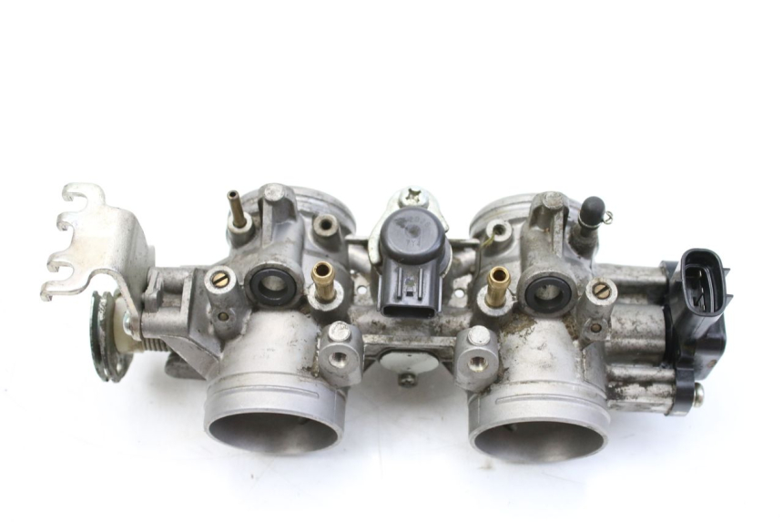 photo de WTRYSK YAMAHA MT-07 MT07 700 (2018 - 2020) - Zoom stanu zużycia