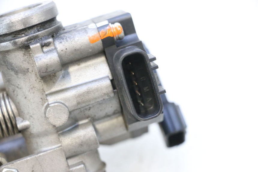 photo de WTRYSK YAMAHA NEOS NEO'S 4T 50 (2008 - 2016) - Zoom stanu zużycia