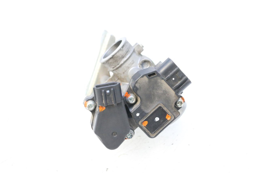 photo de WTRYSK YAMAHA NEOS NEO'S 4T 50 (2008 - 2016) - Stan powierzchni