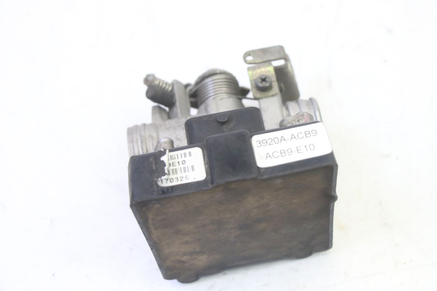 photo de WTRYSK KYMCO LIKE 4T 50 (2019 - 2025) - Stan powierzchni