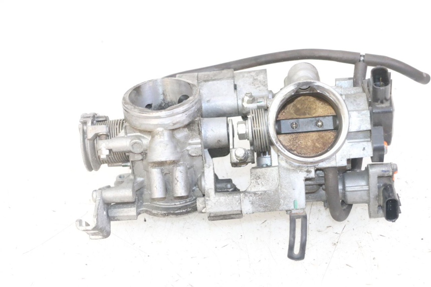 photo de WTRYSK HONDA NTV DEAUVILLE ABS 700 (2007 - 2016) - Stan powierzchni