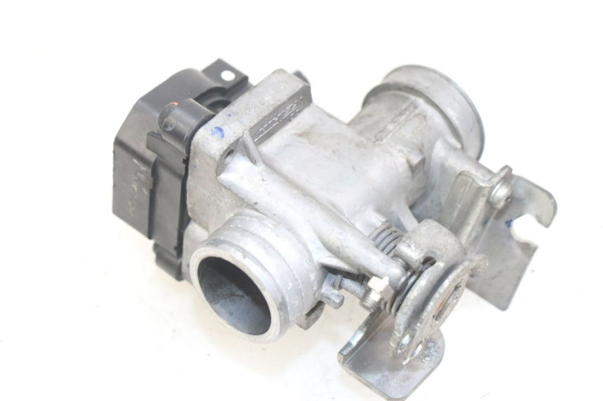 photo de WTRYSK HONDA PCX (JF28) 125 (2009 - 2011) - Zoom stanu zużycia