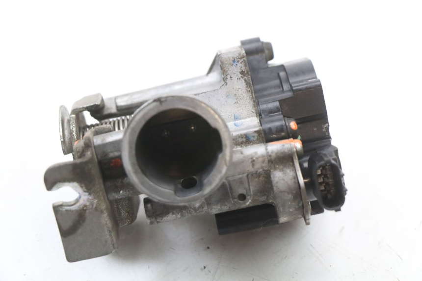 photo de WTRYSK HONDA PCX (JF28) 125 (2009 - 2011) - Zoom stanu zużycia