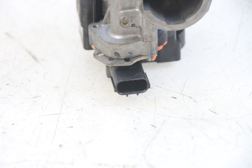 photo de WTRYSK HONDA PCX (JF47) 125 (2012 - 2013) - Zoom stanu zużycia