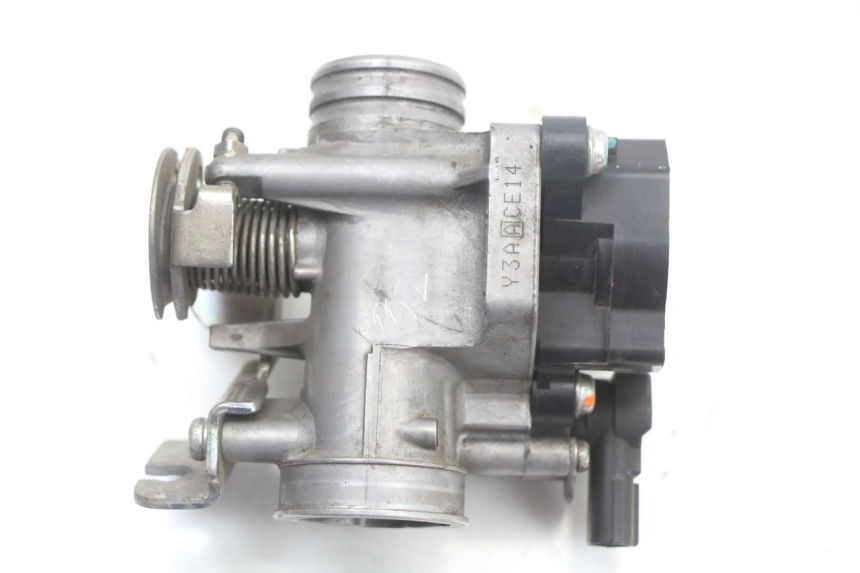 photo de WTRYSK HONDA PCX (JF47) 125 (2012 - 2013) - Zoom stanu zużycia