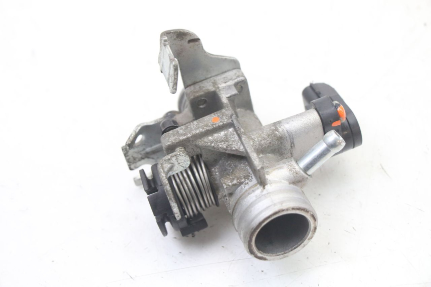 photo de WTRYSK PIAGGIO ZIP 4T 50 (2018 - 2020) - Widok główny