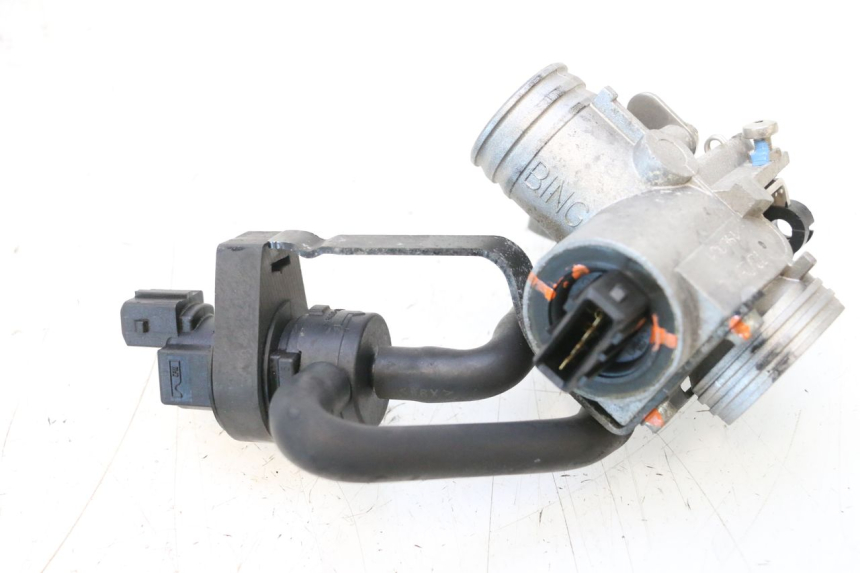 photo de WTRYSK PEUGEOT SATELIS COMPRESSOR K15 125 (2006 - 2009) - Zoom stanu zużycia