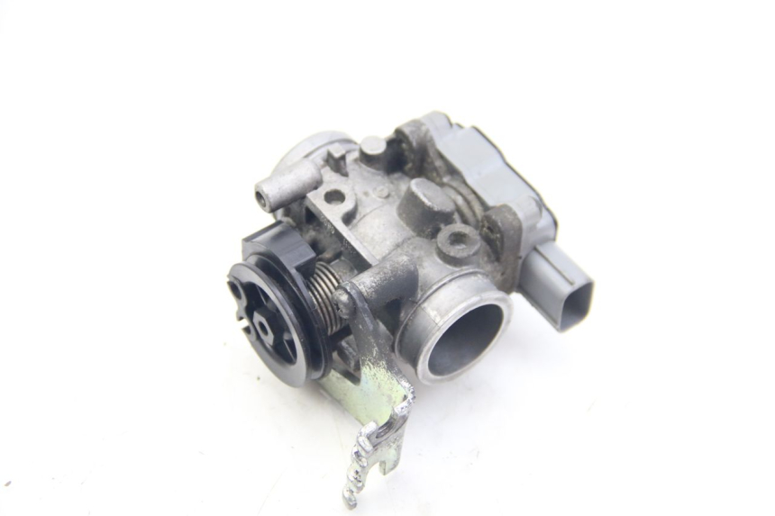 photo de WTRYSK SUZUKI SIXTEEN 125 (2008 - 2010) - Szczegół części