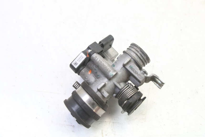 photo de WTRYSK APRILIA SXR 50 (2021 - 2023) - Szczegół części