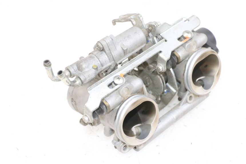 photo de WTRYSK YAMAHA TDM ABS 900 (2002 - 2014) - Widok produktu