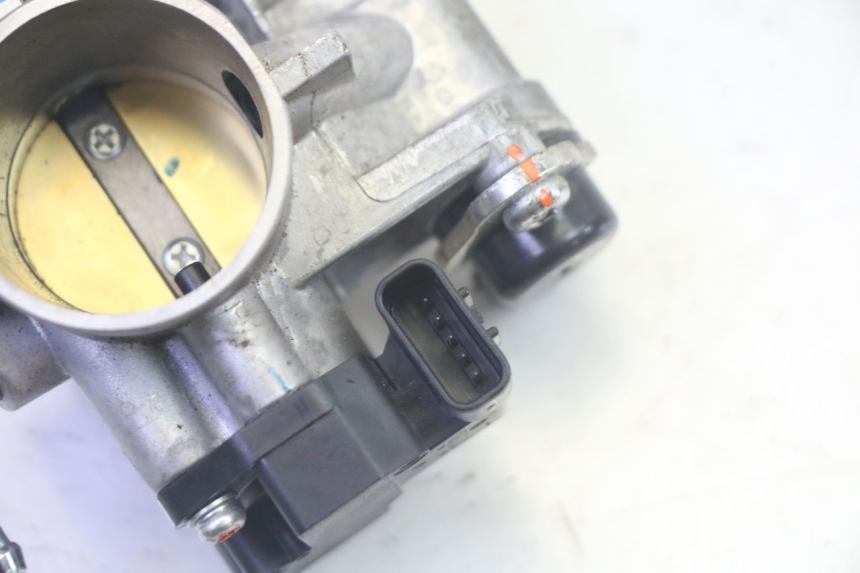 photo de WTRYSK YAMAHA TRICITY 300 (2020 - 2024) - Szczegół części