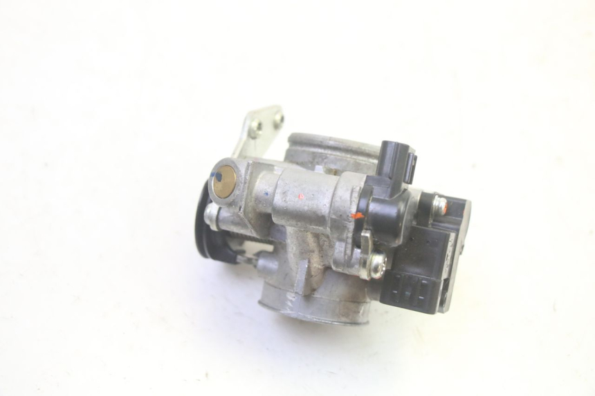 photo de WTRYSK YAMAHA TRICITY 300 (2020 - 2024) - Widok ogólny