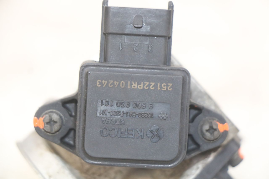 photo de WTRYSK DAELIM VJ ROADWIN FI 125 (2008 - 2017) - Stan powierzchni