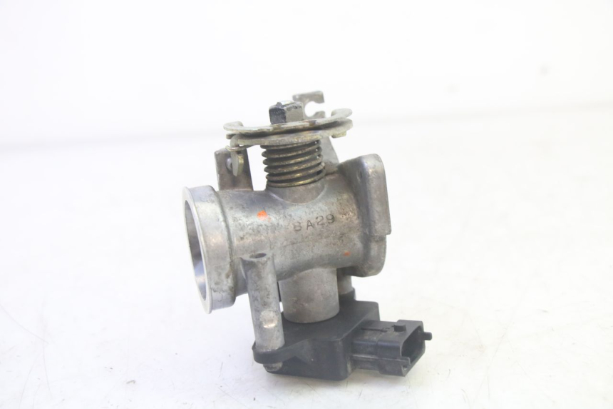 photo de WTRYSK DAELIM VJ ROADWIN FI 125 (2008 - 2017) - Zoom stanu zużycia