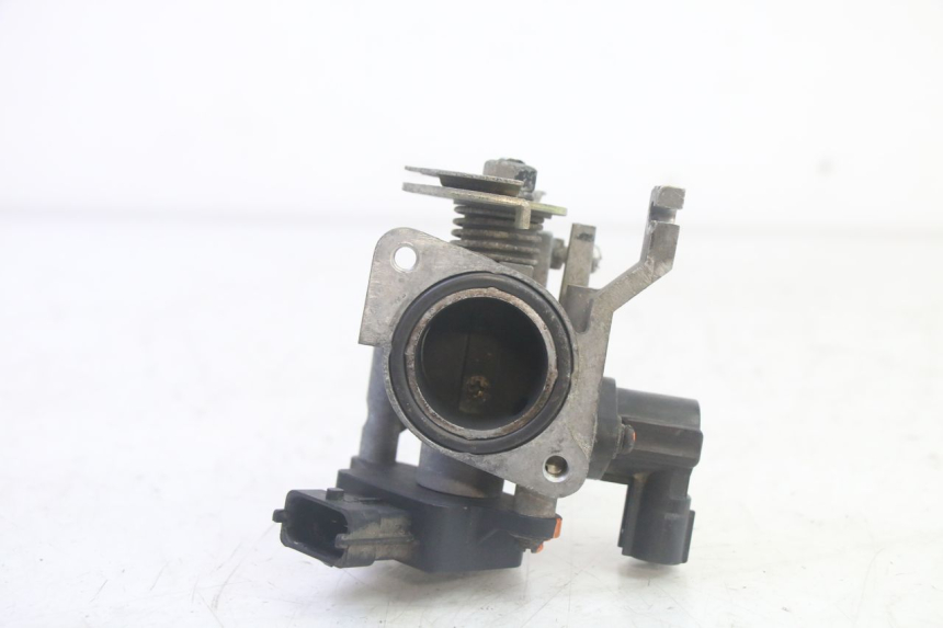 photo de WTRYSK DAELIM VJ ROADWIN FI 125 (2008 - 2017) - Inny kąt widzenia