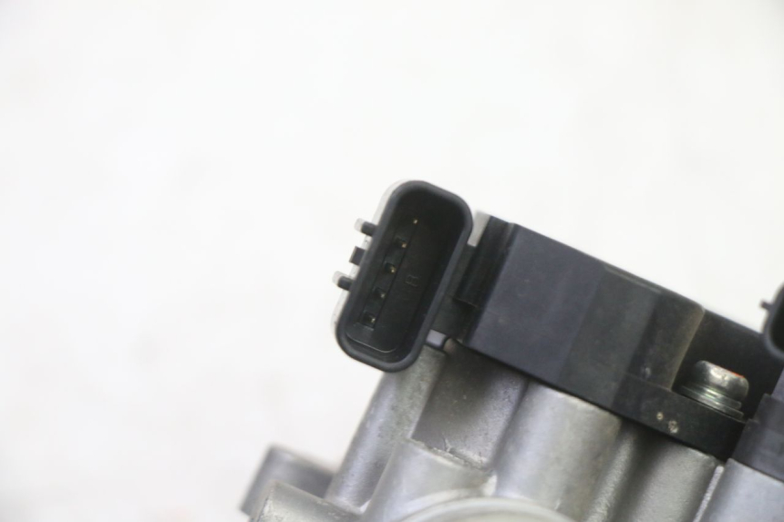 photo de WTRYSK MBK WAAP 125 (2008 - 2013) - Stan powierzchni