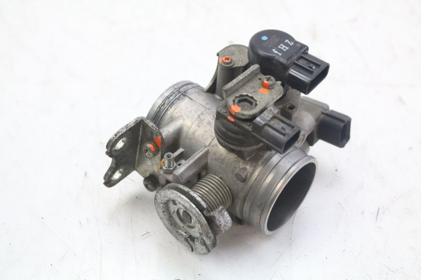 photo de WTRYSK KYMCO X-CITING XCITING 400 (2014 - 2018) - Inny kąt widzenia