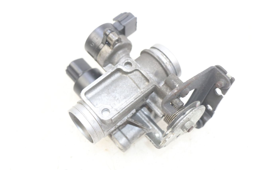 photo de WTRYSK YAMAHA X-CITY XCITY 125 (2007 - 2013) - Zoom stanu zużycia