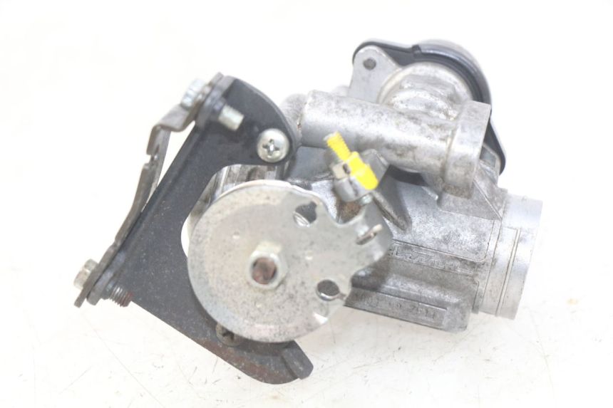 photo de WTRYSK YAMAHA X-CITY XCITY 125 (2007 - 2013) - Zbliżenie techniczne