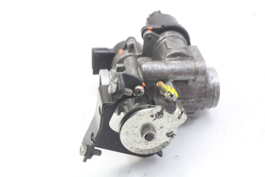 photo de WTRYSK YAMAHA X-CITY XCITY 125 (2007 - 2013) - Zoom stanu zużycia