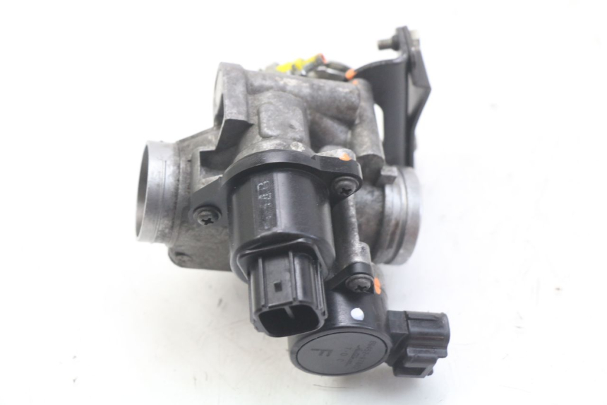 photo de WTRYSK YAMAHA X-CITY XCITY 125 (2007 - 2013) - Zbliżenie techniczne