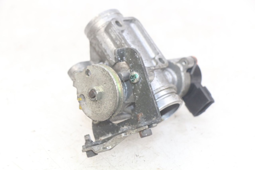 photo de WTRYSK YAMAHA XMAX X-MAX 125 (2006 - 2009) - Zbliżenie techniczne