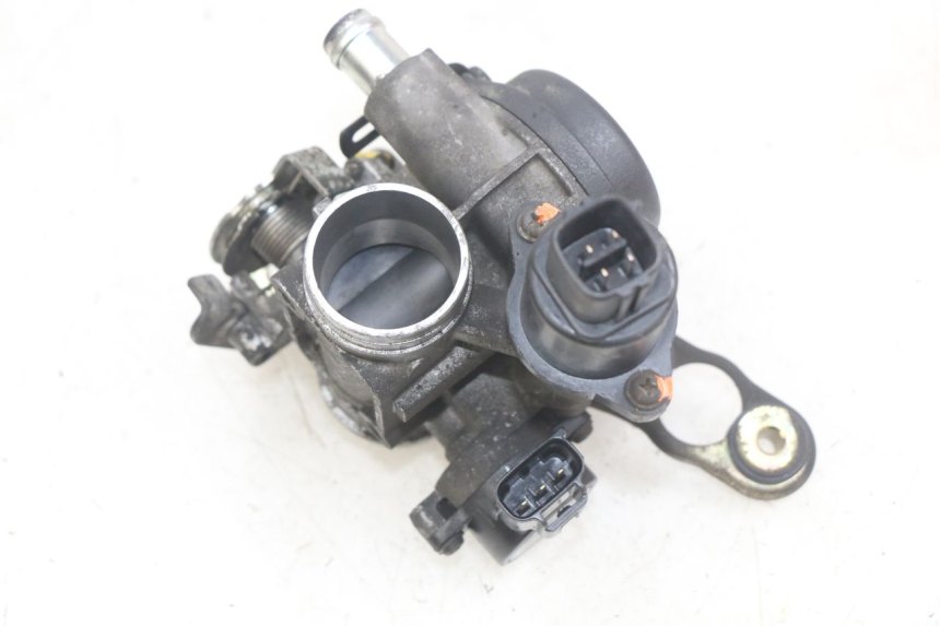 photo de WTRYSK YAMAHA X-MAX XMAX 250 (2006 - 2009) - Widok ogólny