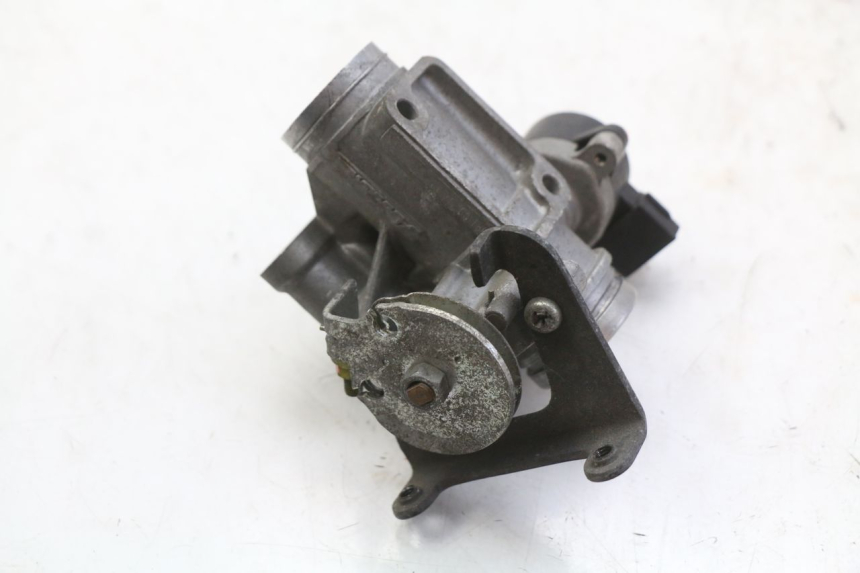 photo de WTRYSK YAMAHA XMAX X-MAX 125 (2006 - 2009) - Zbliżenie techniczne