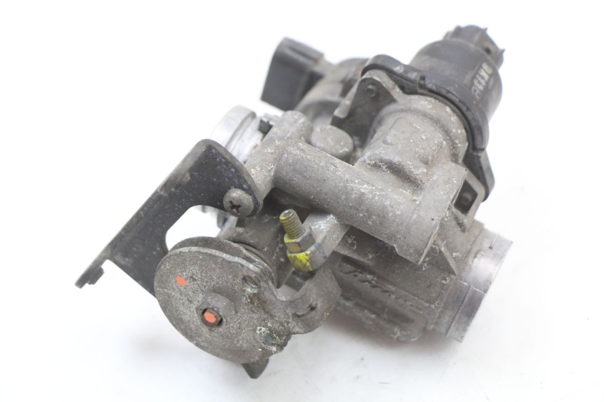 photo de WTRYSK YAMAHA X-MAX XMAX 125 (2010 - 2013) - Zoom stanu zużycia