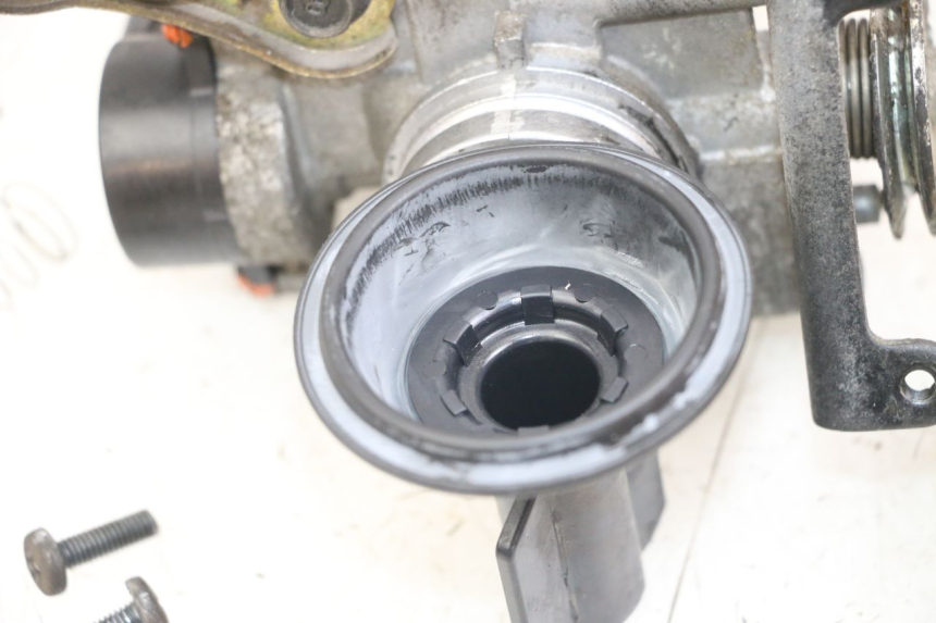 photo de WTRYSK YAMAHA X-MAX XMAX 250 (2006 - 2009) - Zbliżenie komponentów