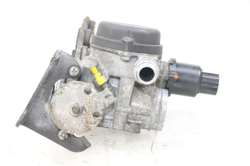 photo de WTRYSK YAMAHA X-MAX XMAX 250 (2006 - 2009) - Stan powierzchni