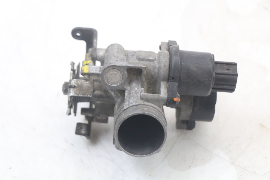 photo de WTRYSK YAMAHA XMAX X-MAX 125 (2006 - 2009) - Szczegół części