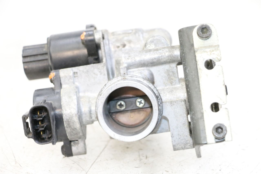 photo de WTRYSK YAMAHA XMAX X-MAX 125 (2006 - 2009) - Widok główny