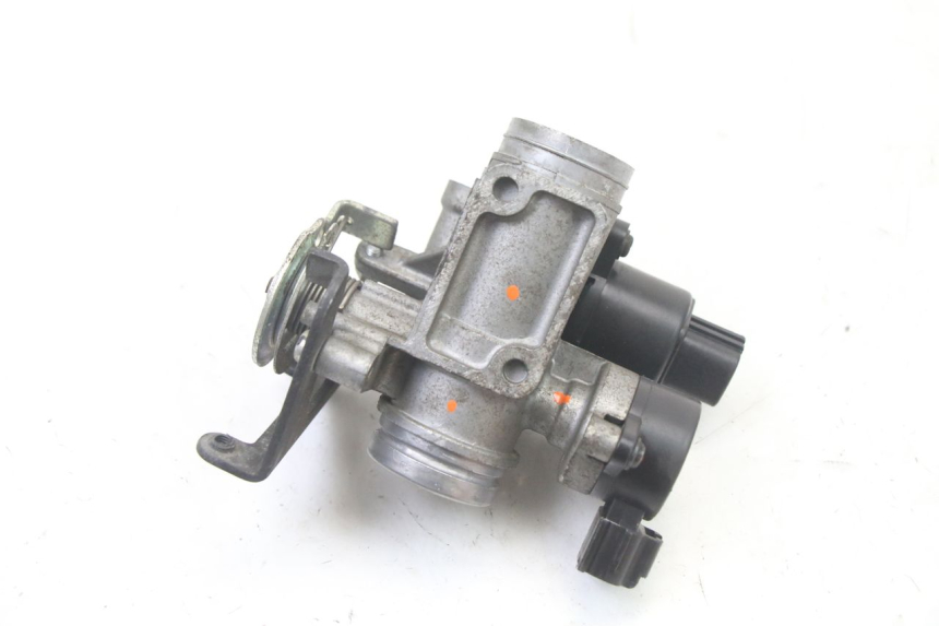 photo de WTRYSK YAMAHA X-MAX XMAX 125 (2010 - 2013) - Szczegół części